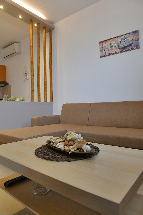 Elaionas Apt. Psakoudia Exterior photo